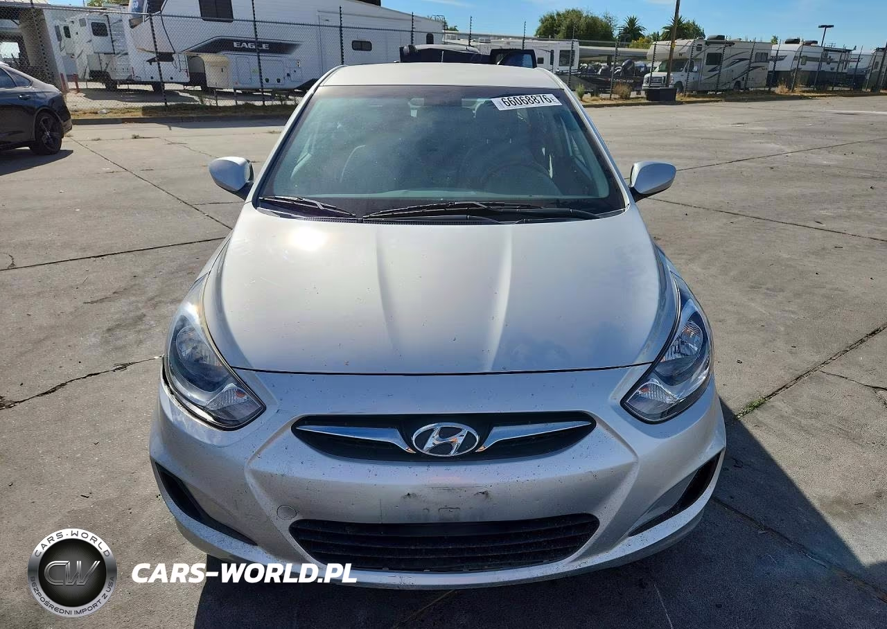 2013 Hyundai Accent Gls VIN:KMHCT4AE3DU558103 - 5