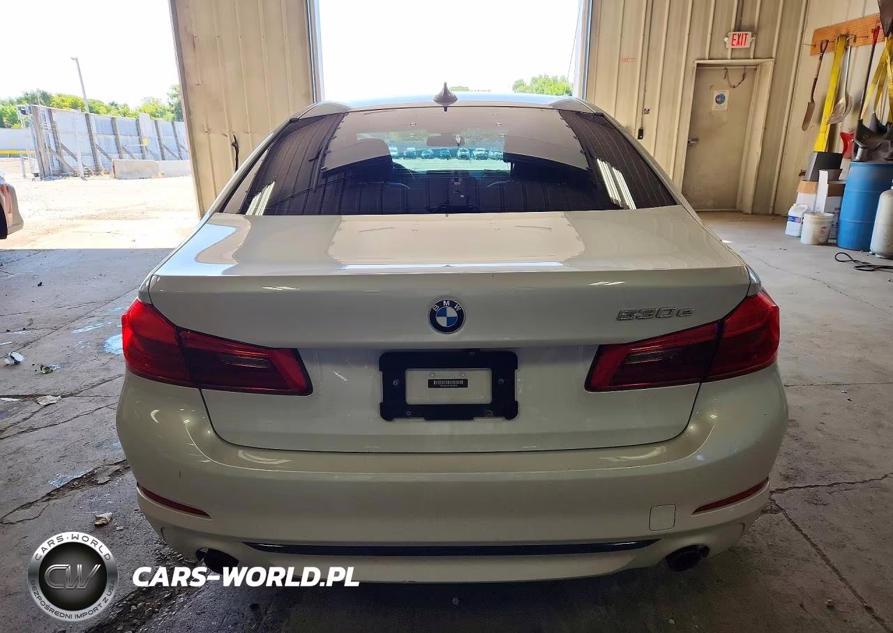 2018 BMW 530E VIN:WBAJA9C51JB250802 - 6