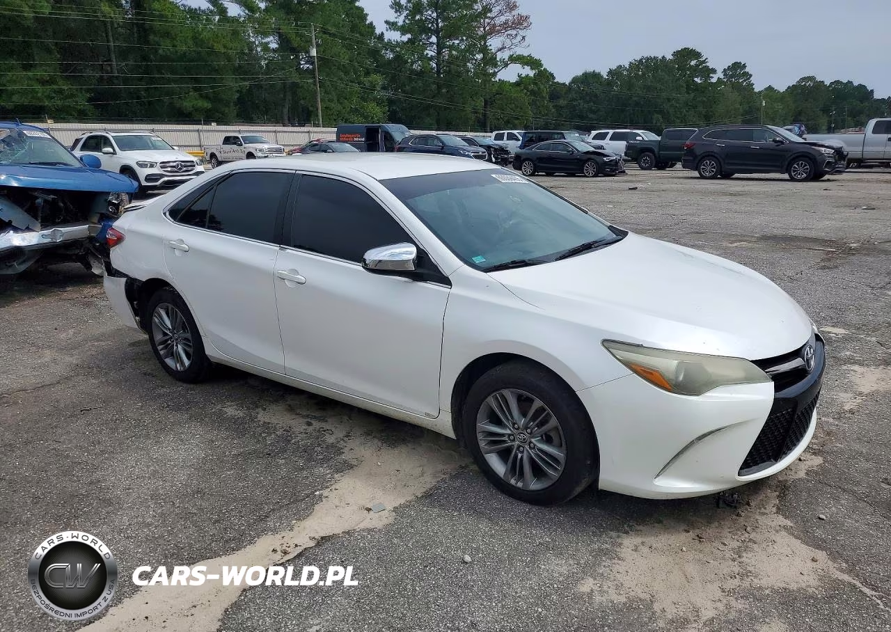 2015 Toyota Camry Se VIN:4T1BF1FK2FU917198 - 4