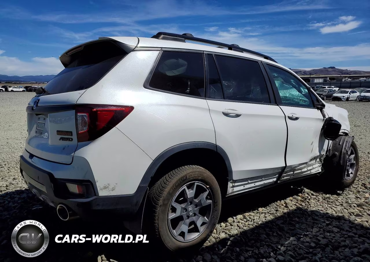 2022 Honda Passport Trail Sport VIN:5FNYF8H6XNB001318 - 3