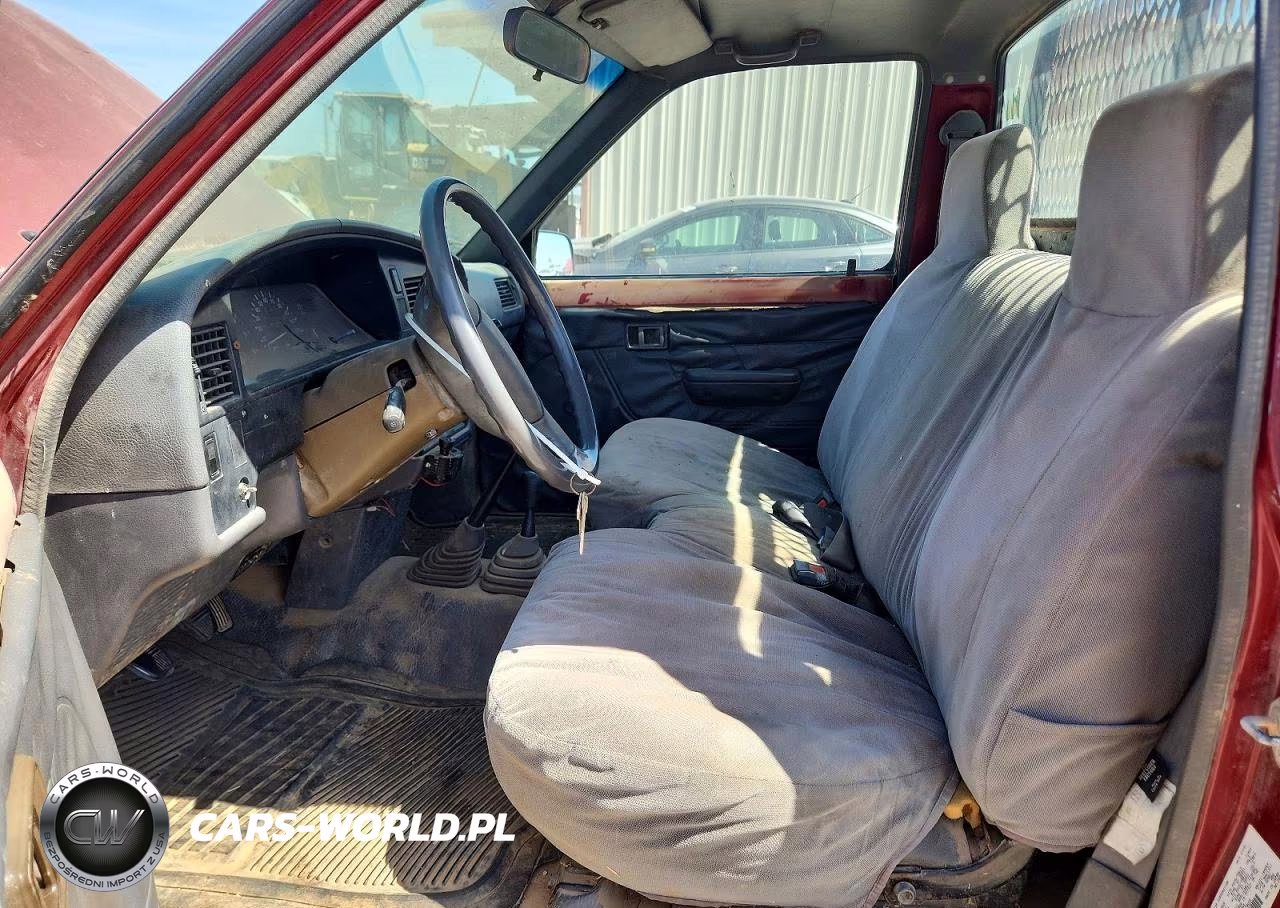 1991 Toyota Pickup Deluxe VIN:JT4RN01P2M0026366 - 7