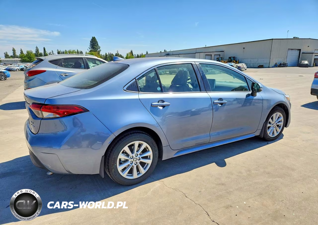 2025 Toyota Corolla Hybrid Xle VIN:JTDBCMFE9SJ041461 - 3