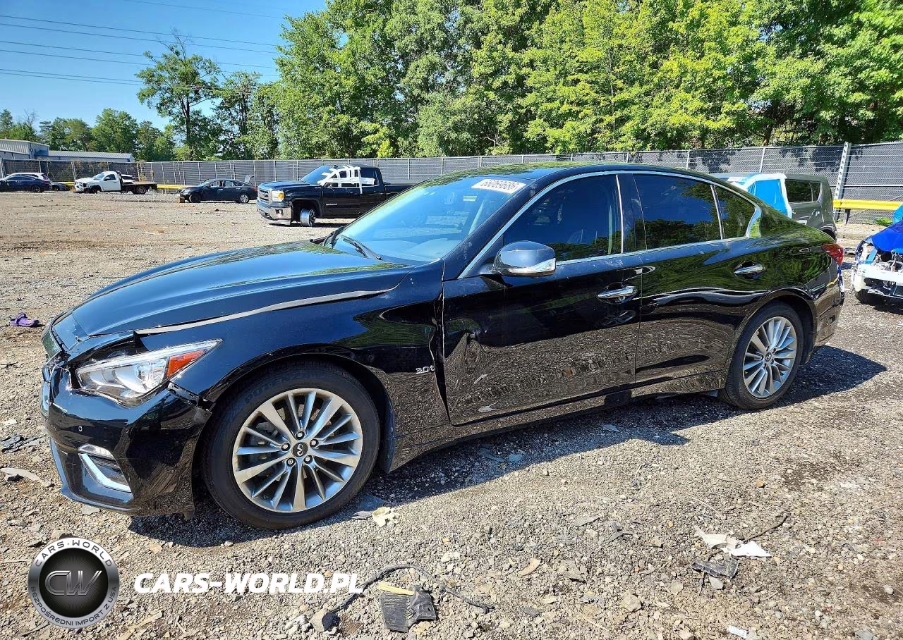 2018 Infiniti Q50 3.0T Luxe – zdjęcie 1 z 12