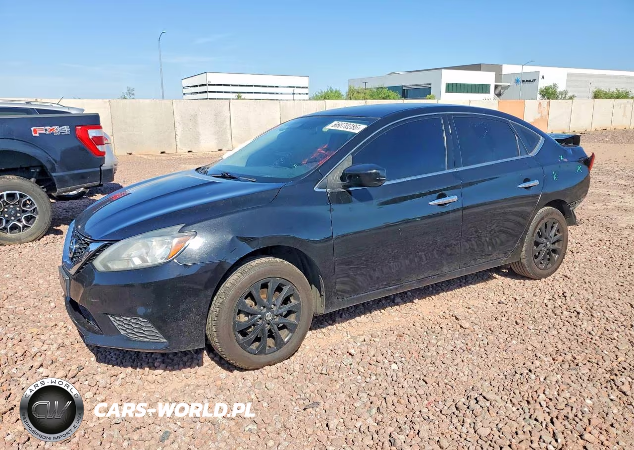 2018 Nissan Sentra 4D – zdjęcie 1 z 13
