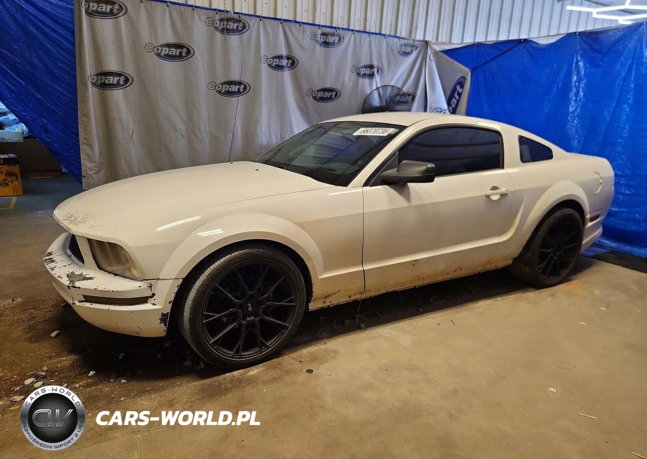 2005 Ford Mustang