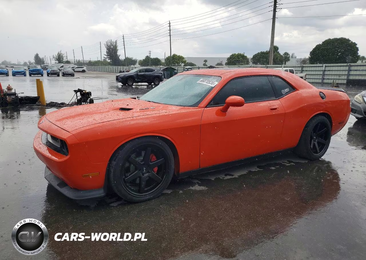 2009 Dodge Challenger Srt-8