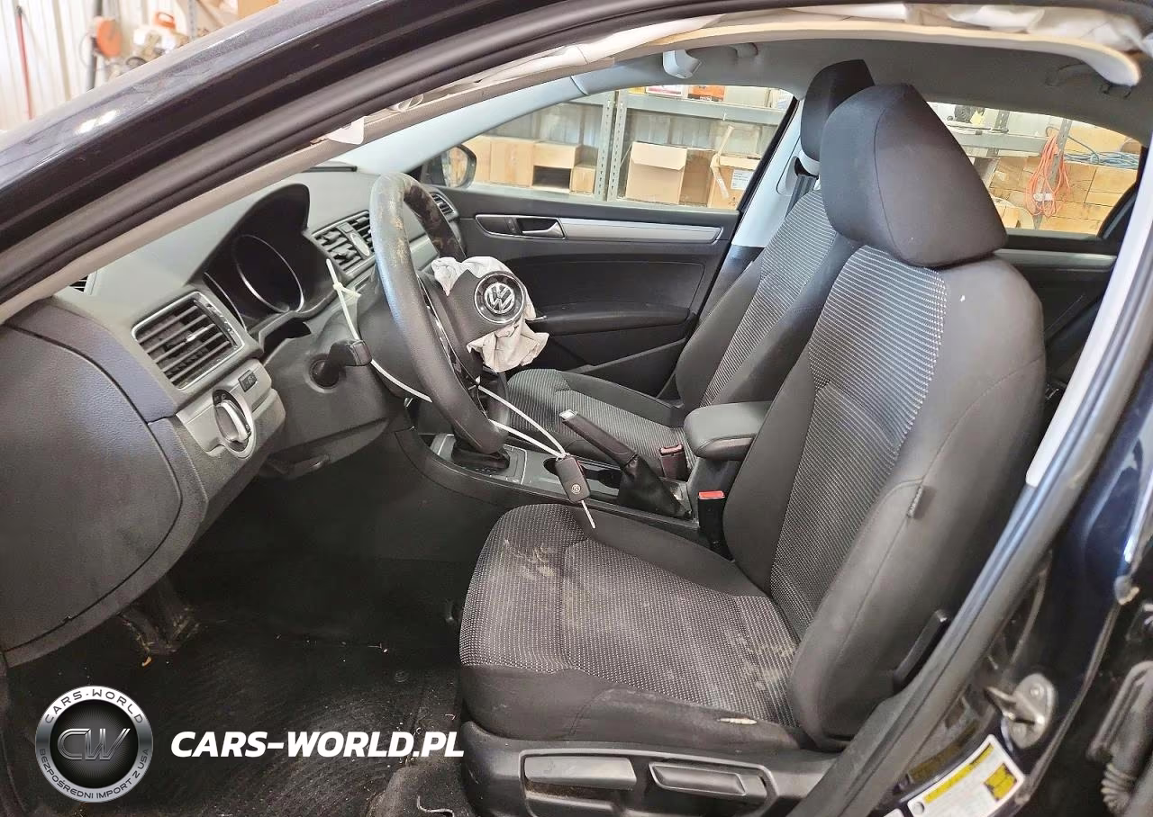 2017 Volkswagen Passat S VIN:1VWAT7A38HC045238 - 7