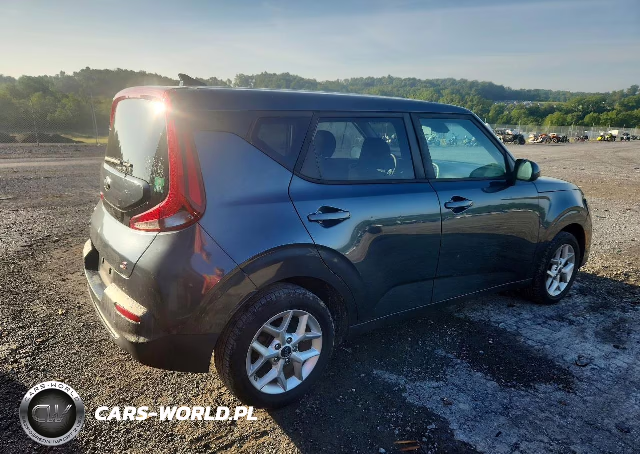 2020 Kia Soul S VIN:KNDJ23AU5L7083955 - 3
