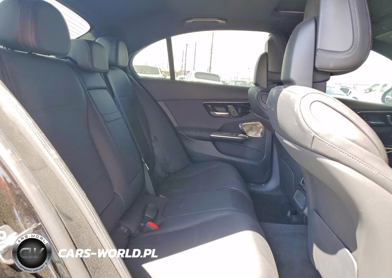 2024 Mercedes-Benz C 300 VIN:W1KAF4GB8RR167934 - 10