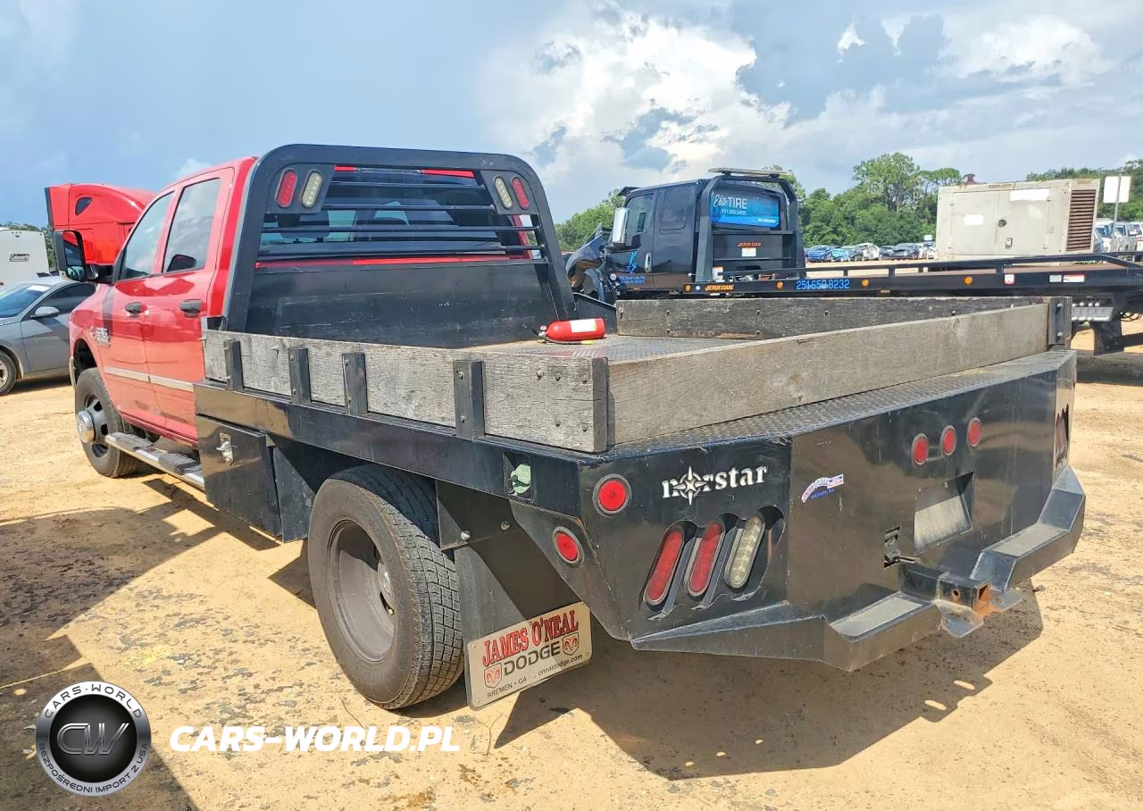 2018 Ram 3500 VIN:3C7WRTCL8JG335904 - 2