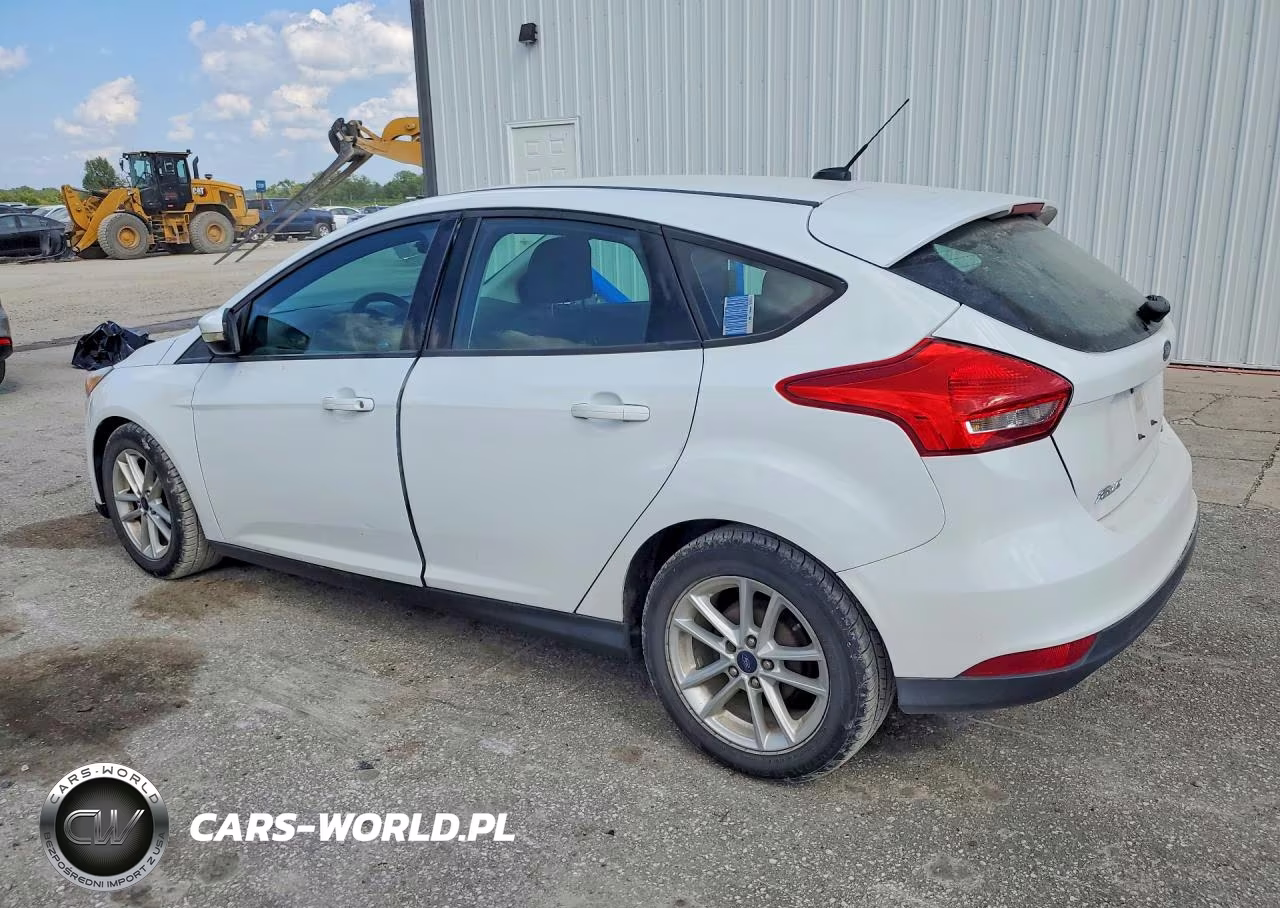 2017 Ford Focus Se VIN:1FADP3K29HL247353 - 2