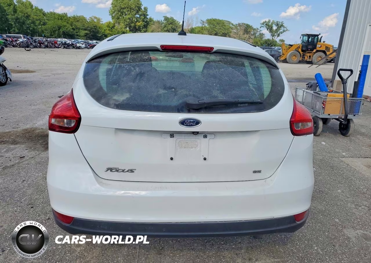 2017 Ford Focus Se VIN:1FADP3K29HL247353 - 6