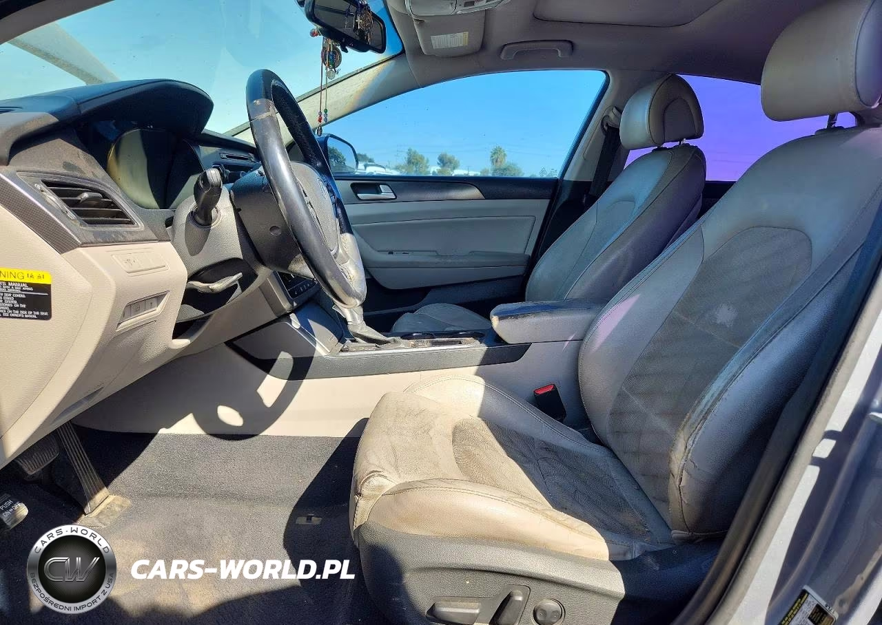 2016 Hyundai Sonata Sport VIN:5NPE34AF2GH423148 - 7