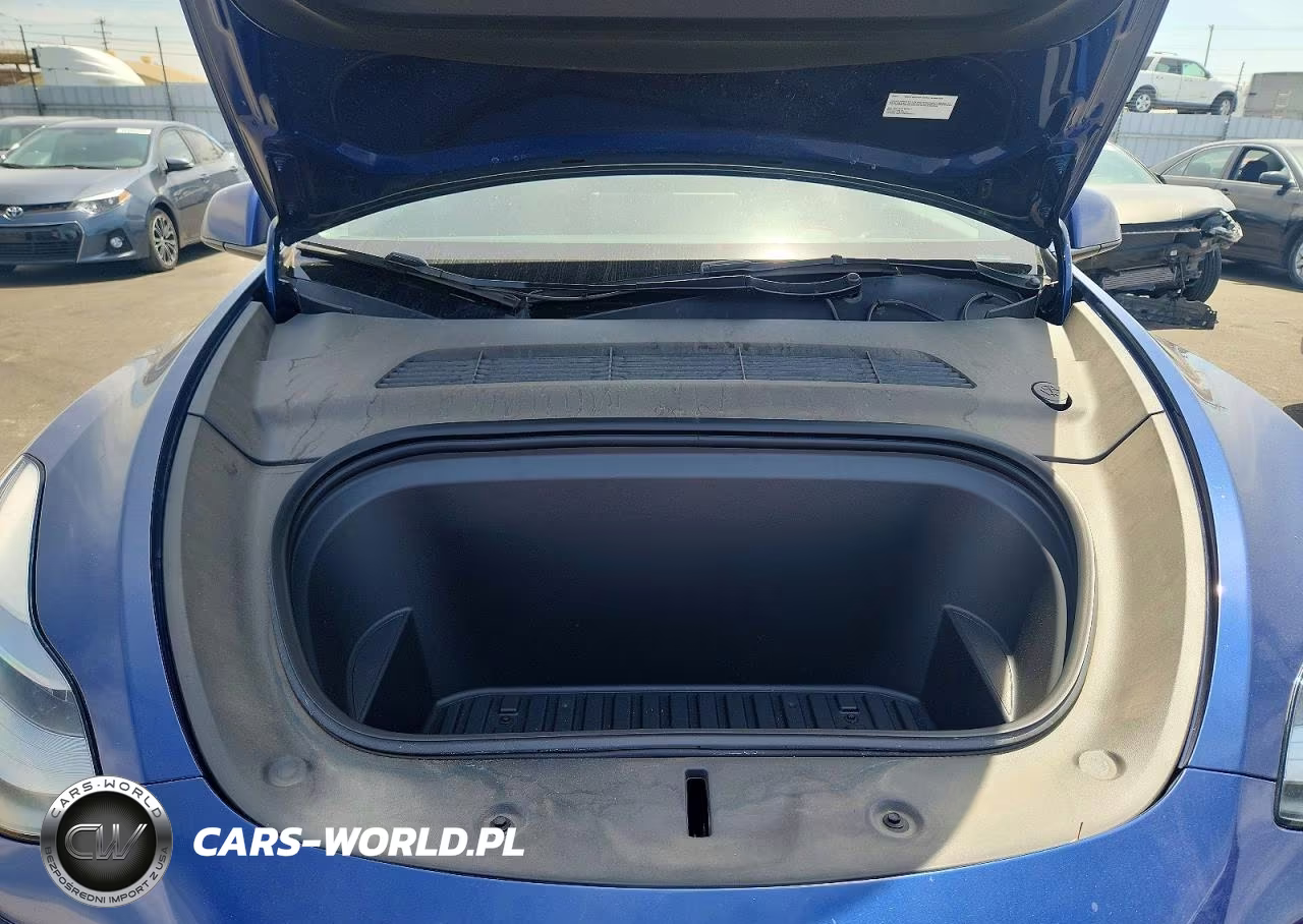 2023 Tesla Model Y VIN:7SAYGDED7PF964885 - 12