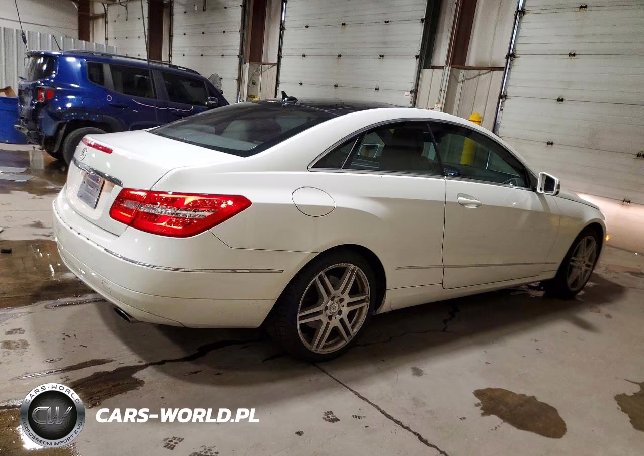 2010 Mercedes-Benz E 350 VIN:WDDKJ5GB8AF032001 - 3