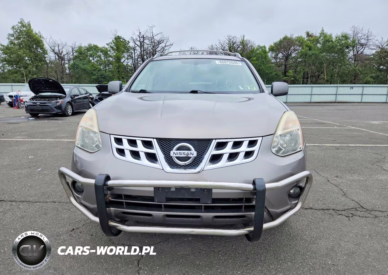 2011 Nissan Rogue S VIN:JN8AS5MV1BW677015 - 5
