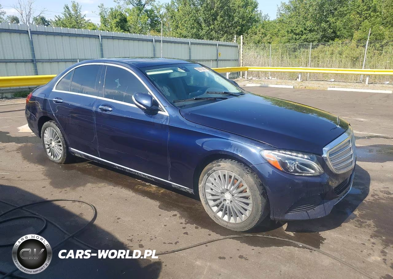 2015 Mercedes-Benz C 300 4Matic VIN:55SWF4KB3FU034604 - 4
