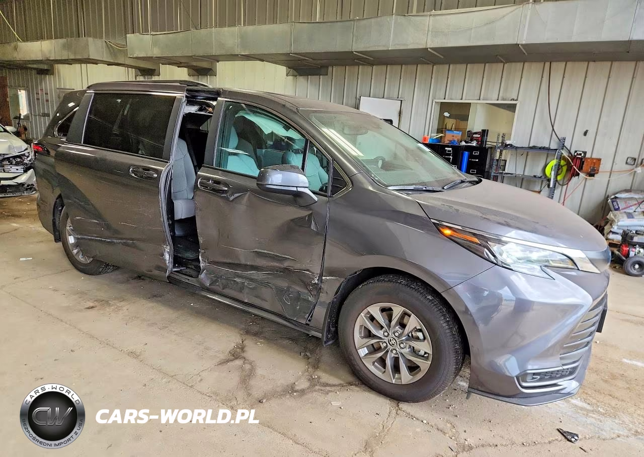 2025 Toyota Sienna Le VIN:5TDBSKFC1SS193520 - 4