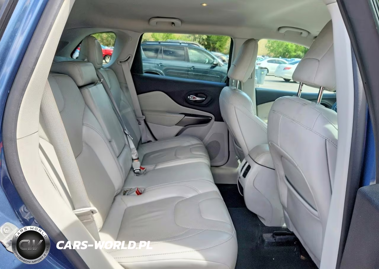 2020 Jeep Cherokee Limited VIN:1C4PJMDX3LD635351 - 11