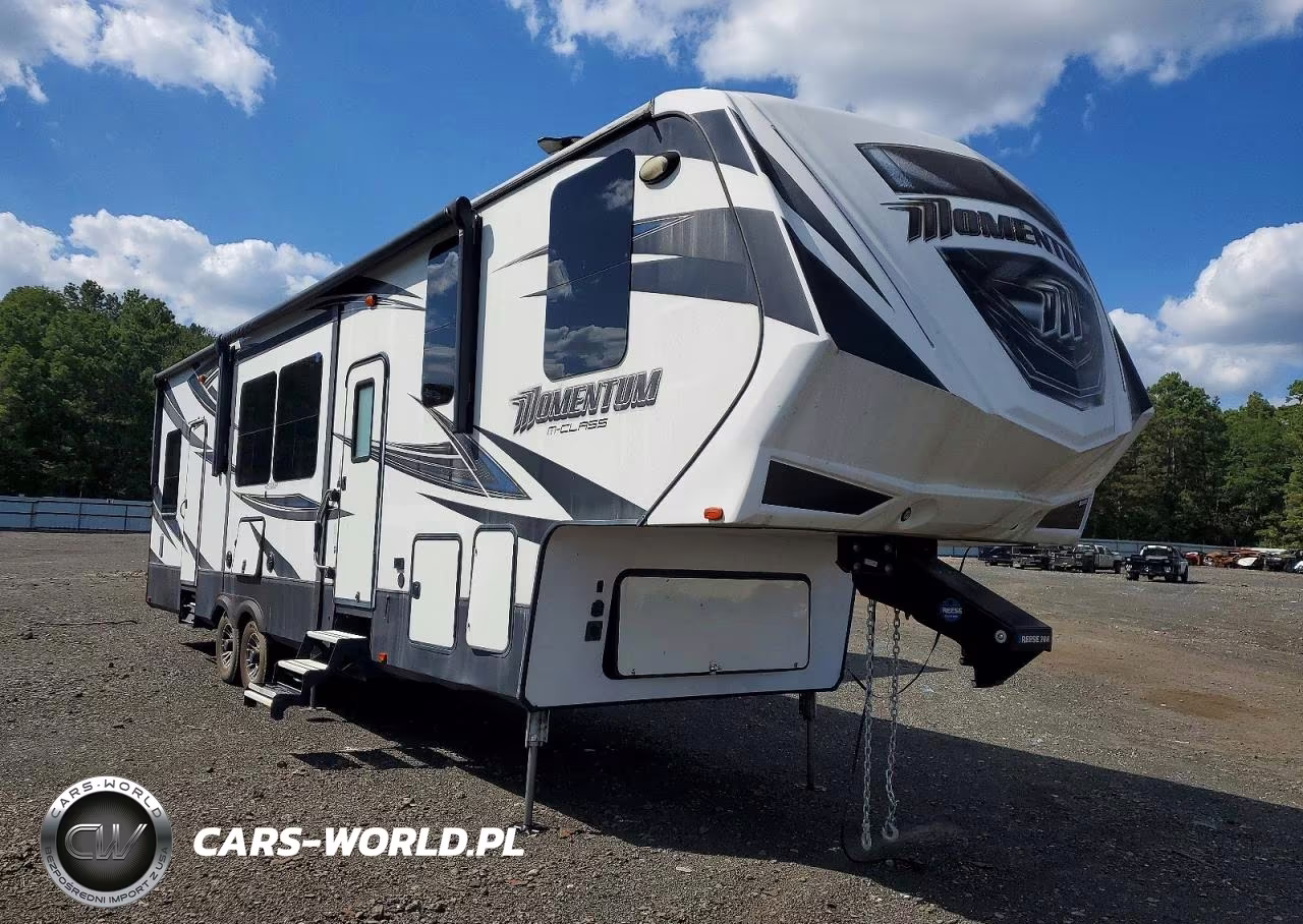 2018 Grand Design Momentum Camper