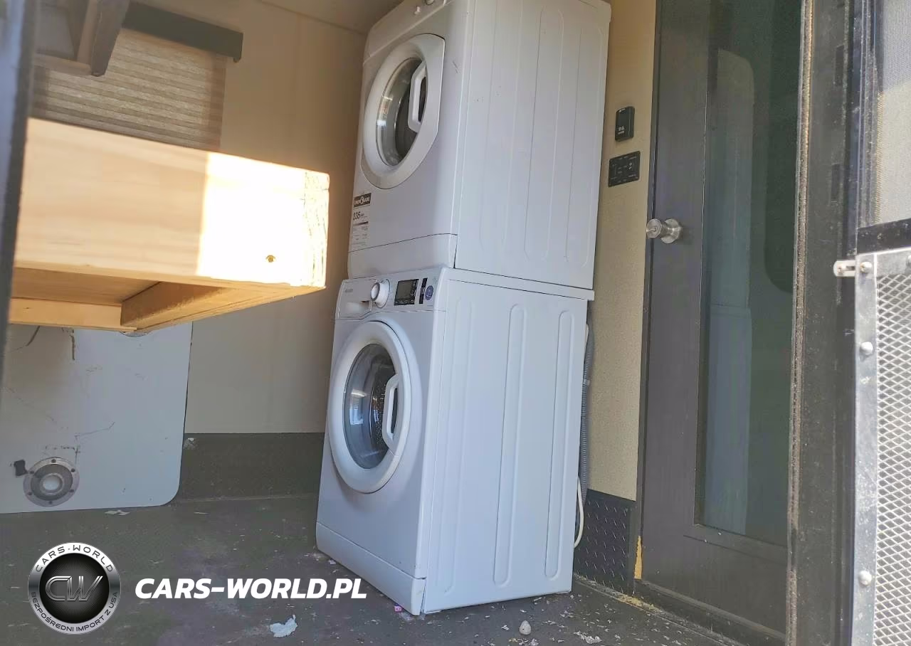 2018 Grand Design Momentum Camper VIN:573FM4029J1205182 - 6
