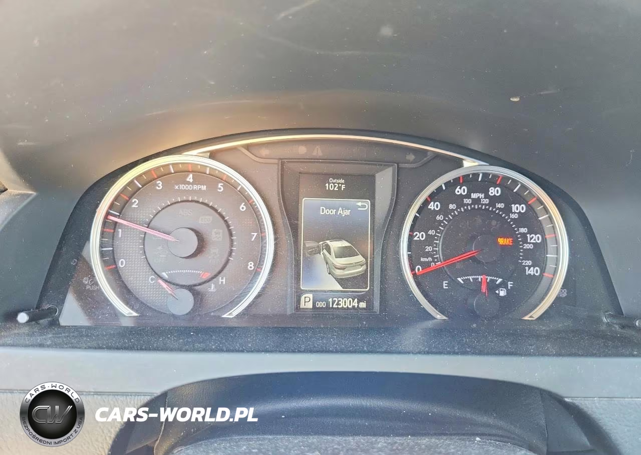 2016 Toyota Camry Se VIN:4T1BF1FK7GU258908 - 9