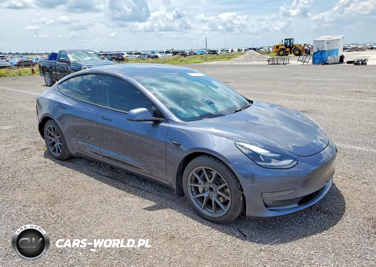 2021 Tesla Model 3 VIN:5YJ3E1EAXMF083076 - 4