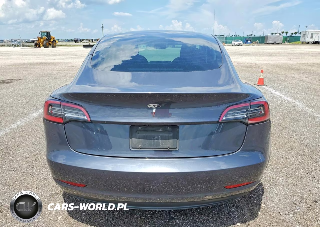 2021 Tesla Model 3 VIN:5YJ3E1EAXMF083076 - 6