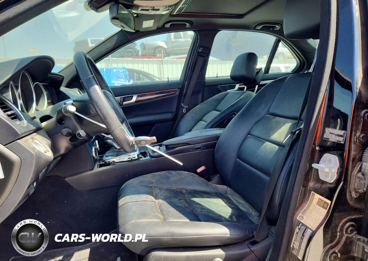 2013 Mercedes-Benz C 300 4Matic VIN:WDDGF8AB0DA778106 - 7