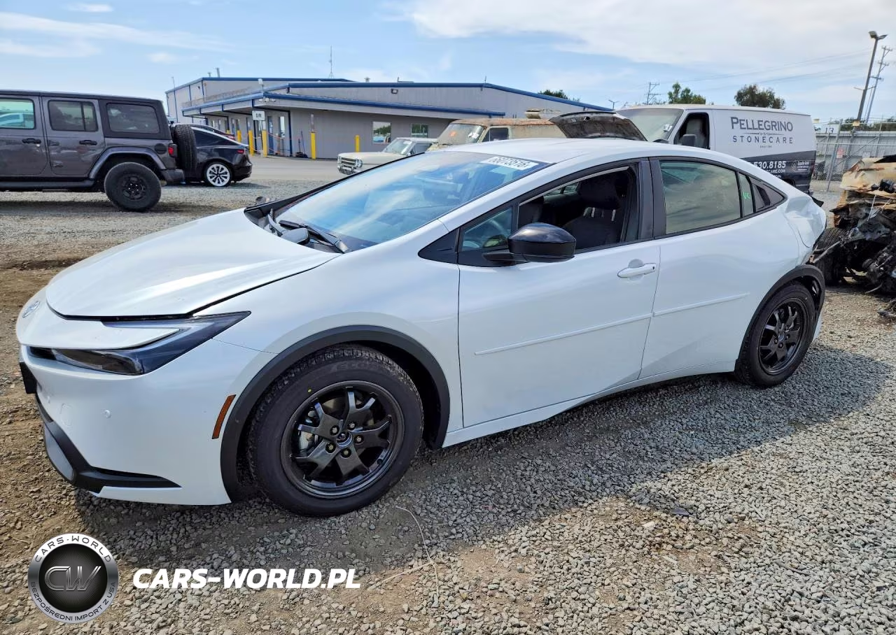 2026 Toyota Prius Le – zdjęcie 1 z 13
