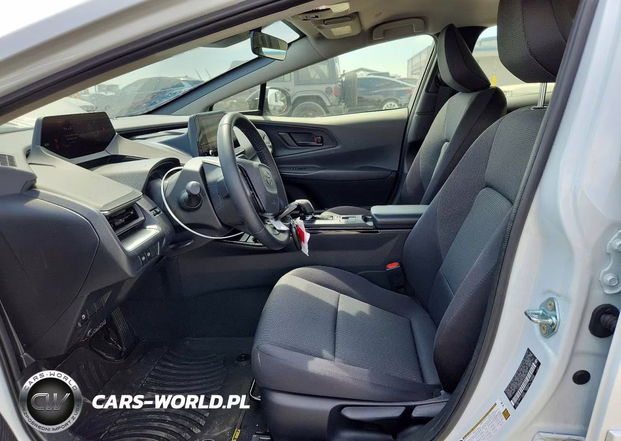 2026 Toyota Prius Le VIN:JTDACAAU0T3080194 - 7