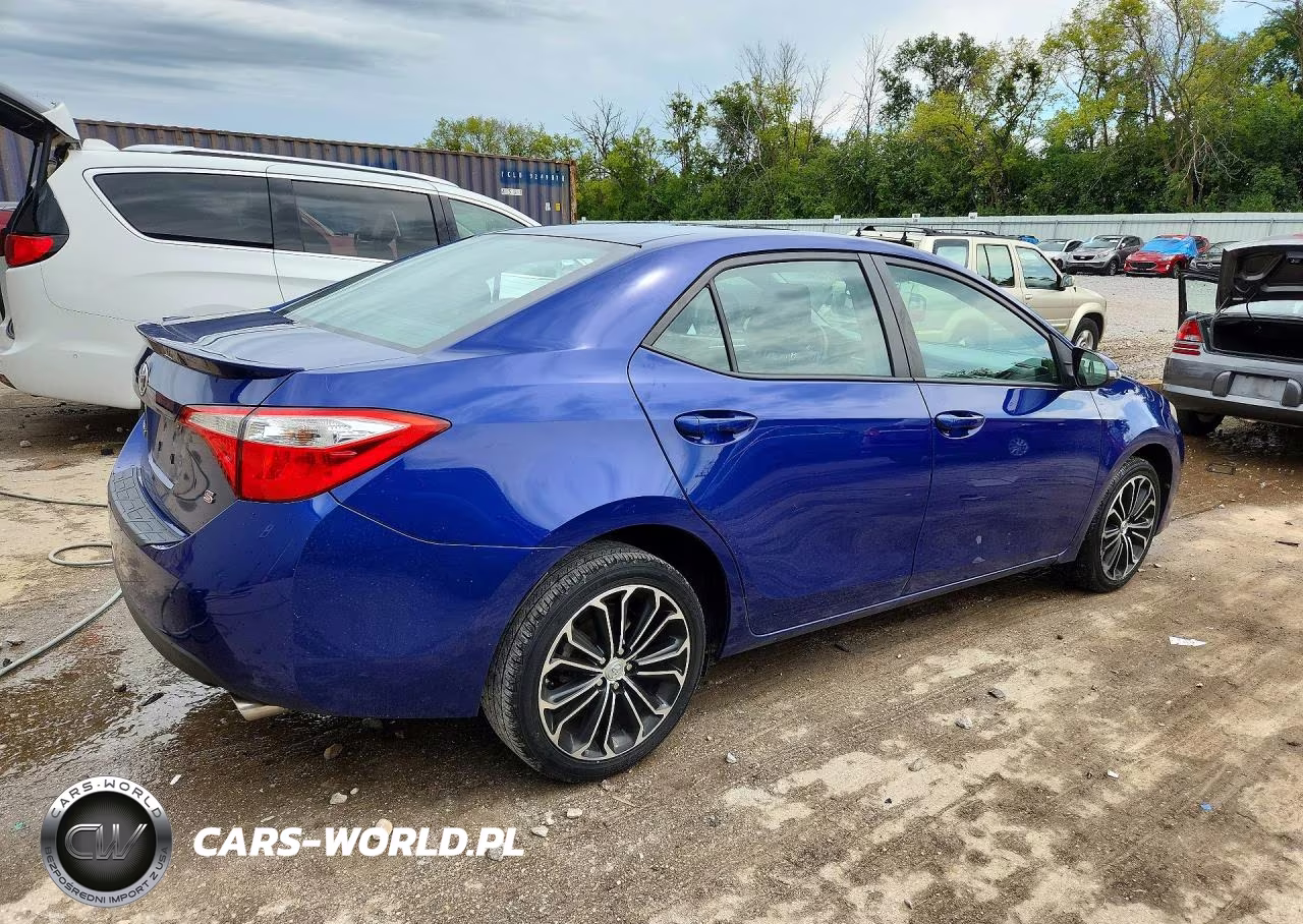 2015 Toyota Corolla S Plus VIN:2T1BURHE7FC367638 - 3