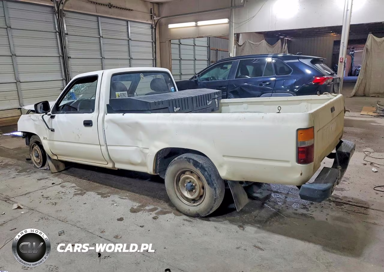 1989 Toyota Pickup One Ton VIN:JT4VN82N6K0002305 - 2