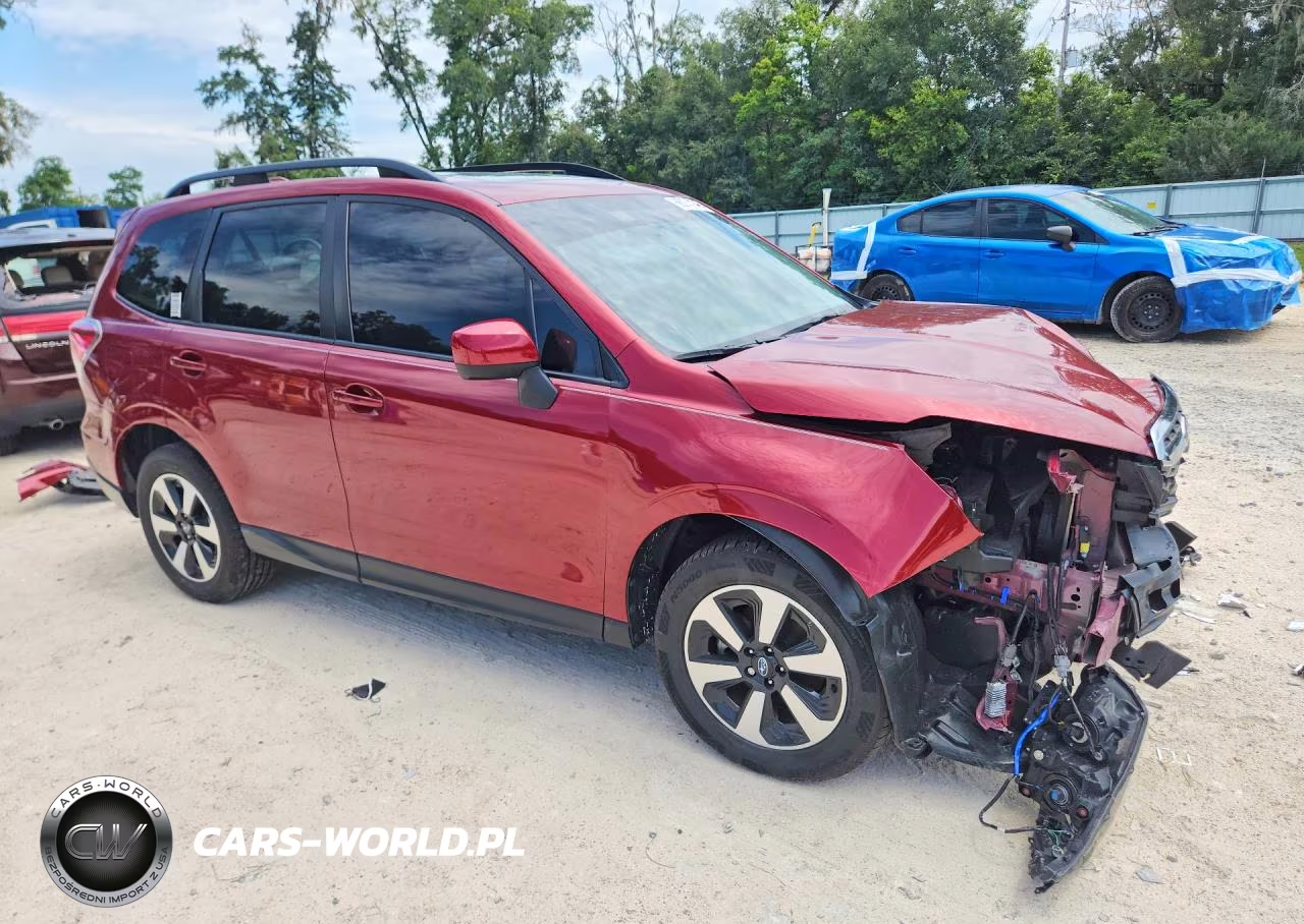 2018 Subaru Forester 2.5I Premium VIN:JF2SJAGC4JH576559 - 4