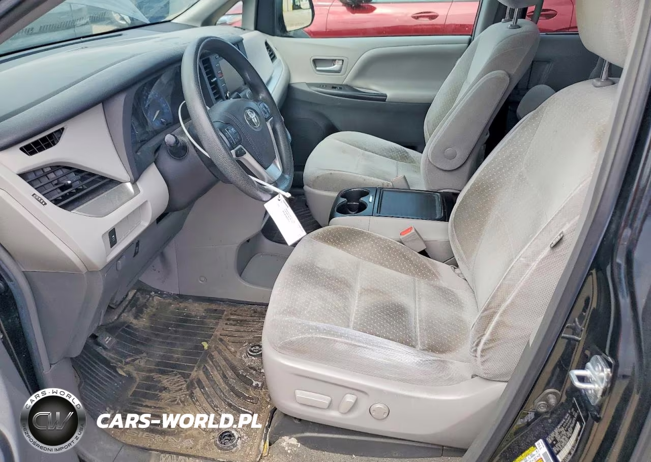 2018 Toyota Sienna Le VIN:5TDKZ3DC3JS911023 - 7