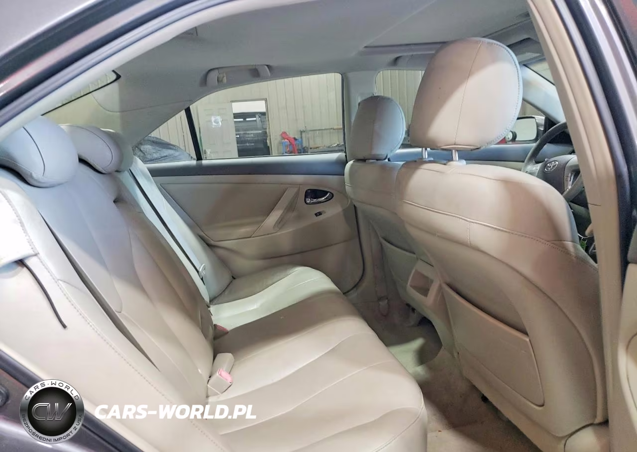 2010 Toyota Camry Le V6 VIN:4T1BK3EK0AU104590 - 10