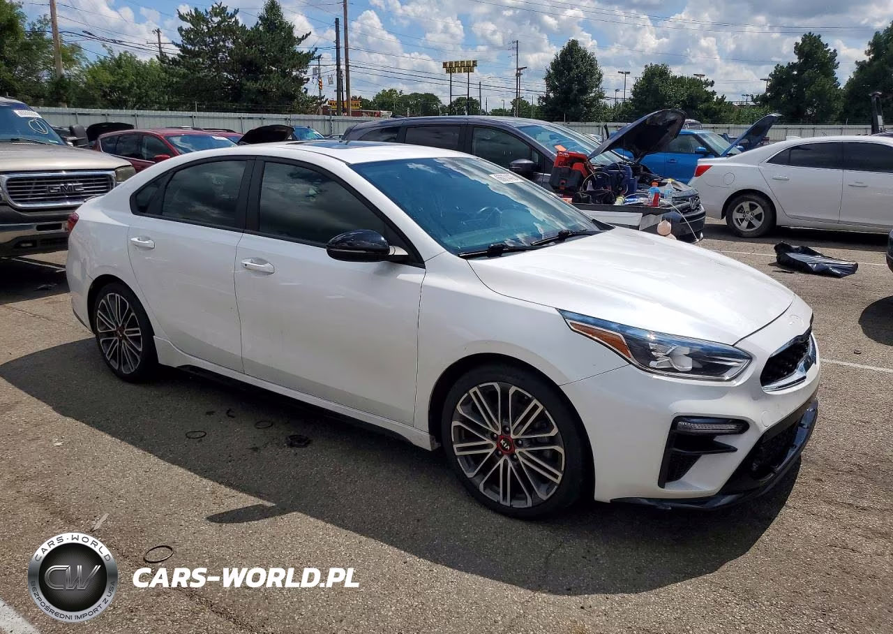 2021 Kia Forte Gt VIN:3KPF44AC6ME413150 - 4