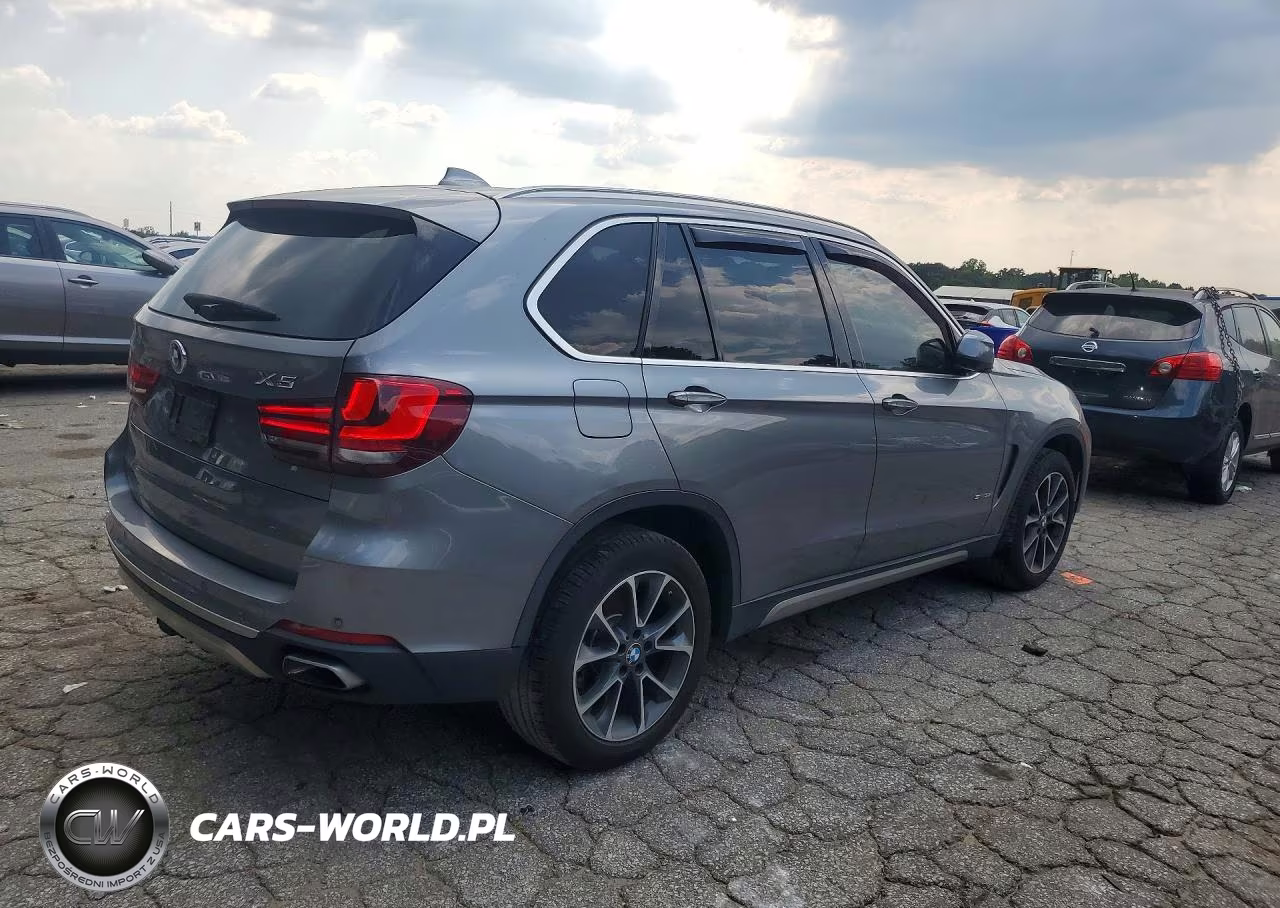 2018 BMW X5 Sdrive35I VIN:5UXKR2C5XJ0Z14404 - 3