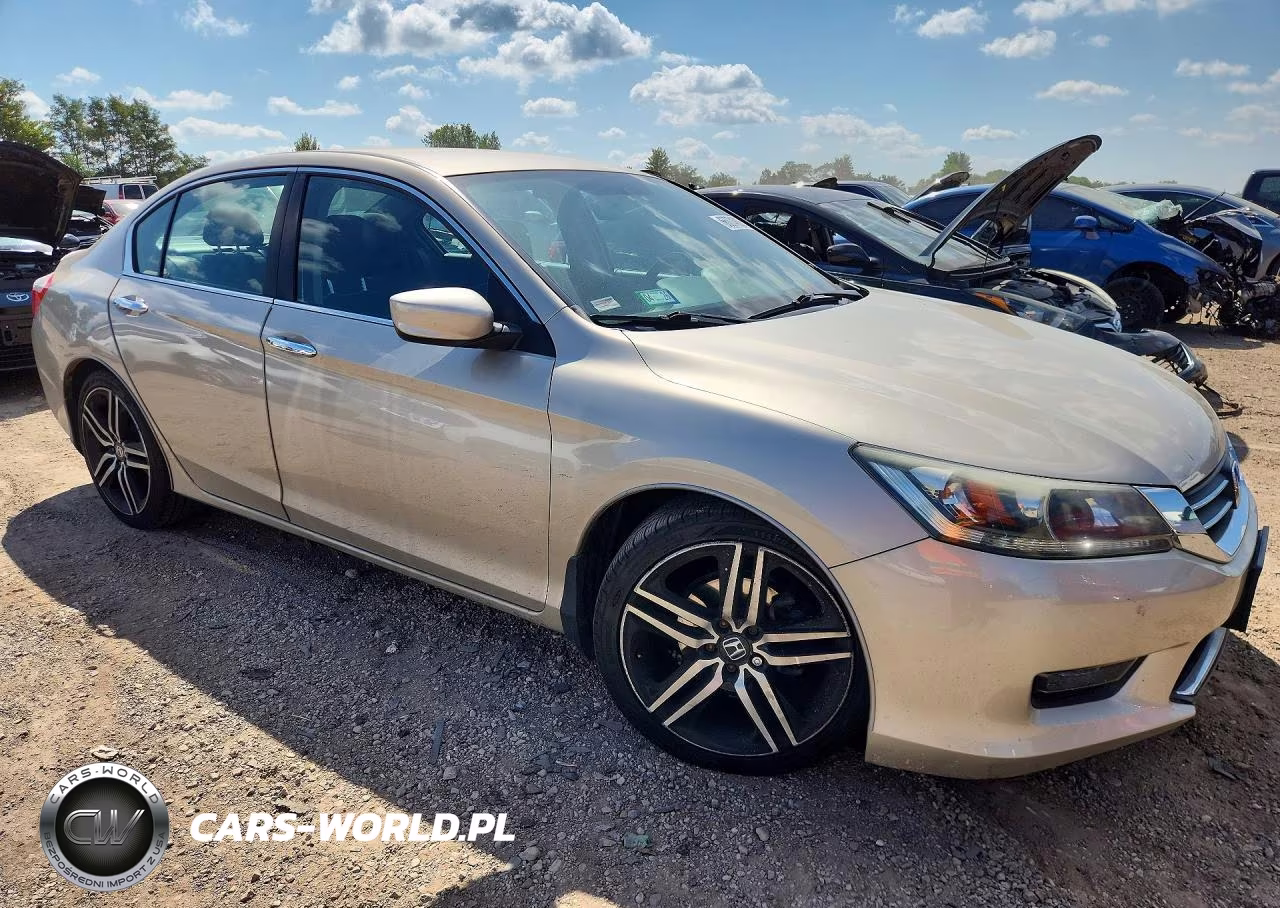 2014 Honda Accord Sport VIN:1HGCR2F57EA030777 - 4