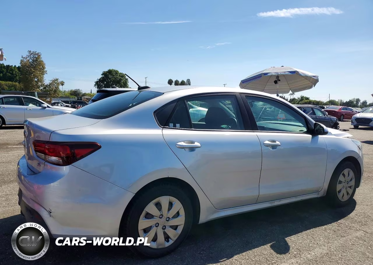 2018 Kia Rio S VIN:3KPA24AB1JE081637 - 3