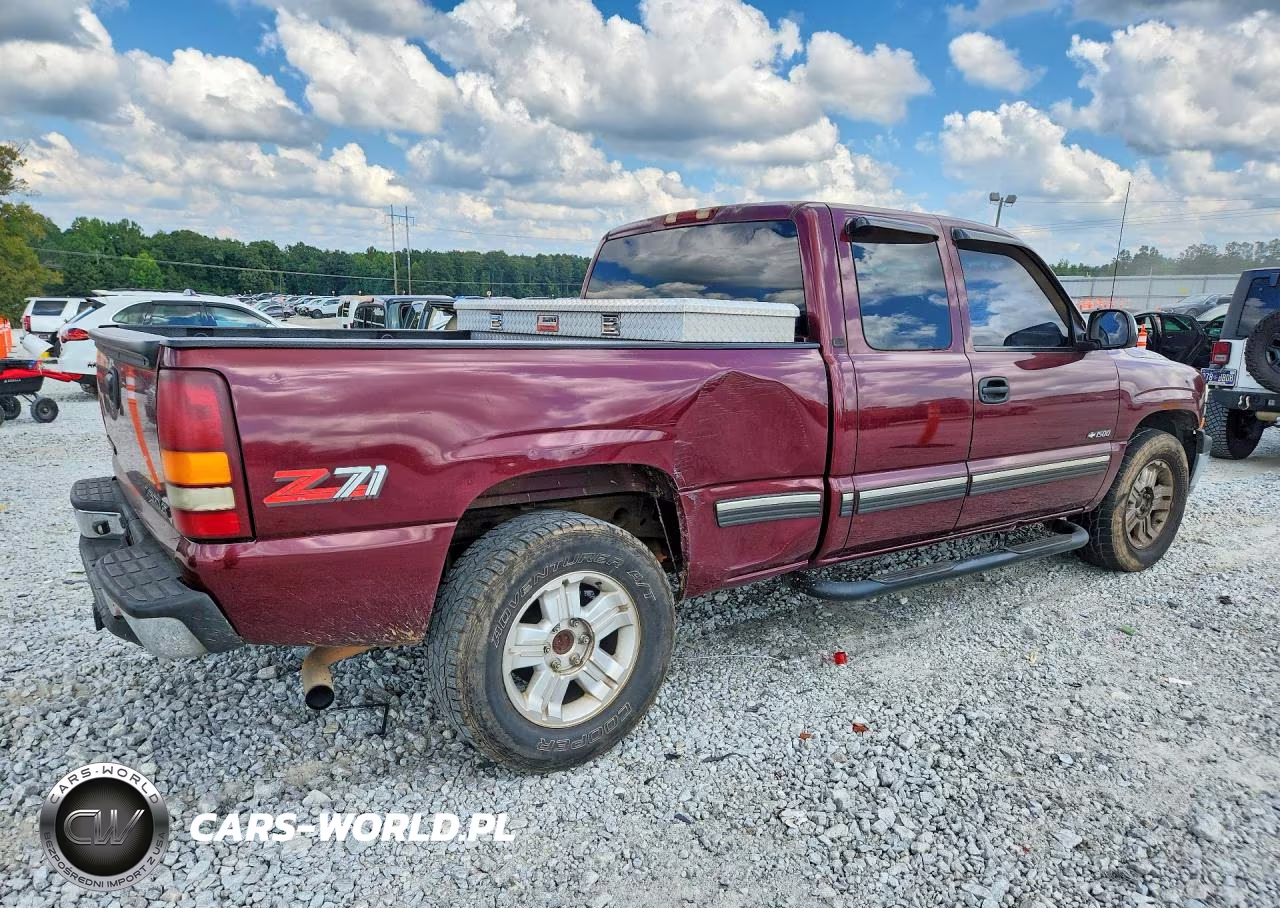 2000 Chevrolet Silverado K1500 VIN:2GCEK19TXY1256181 - 3