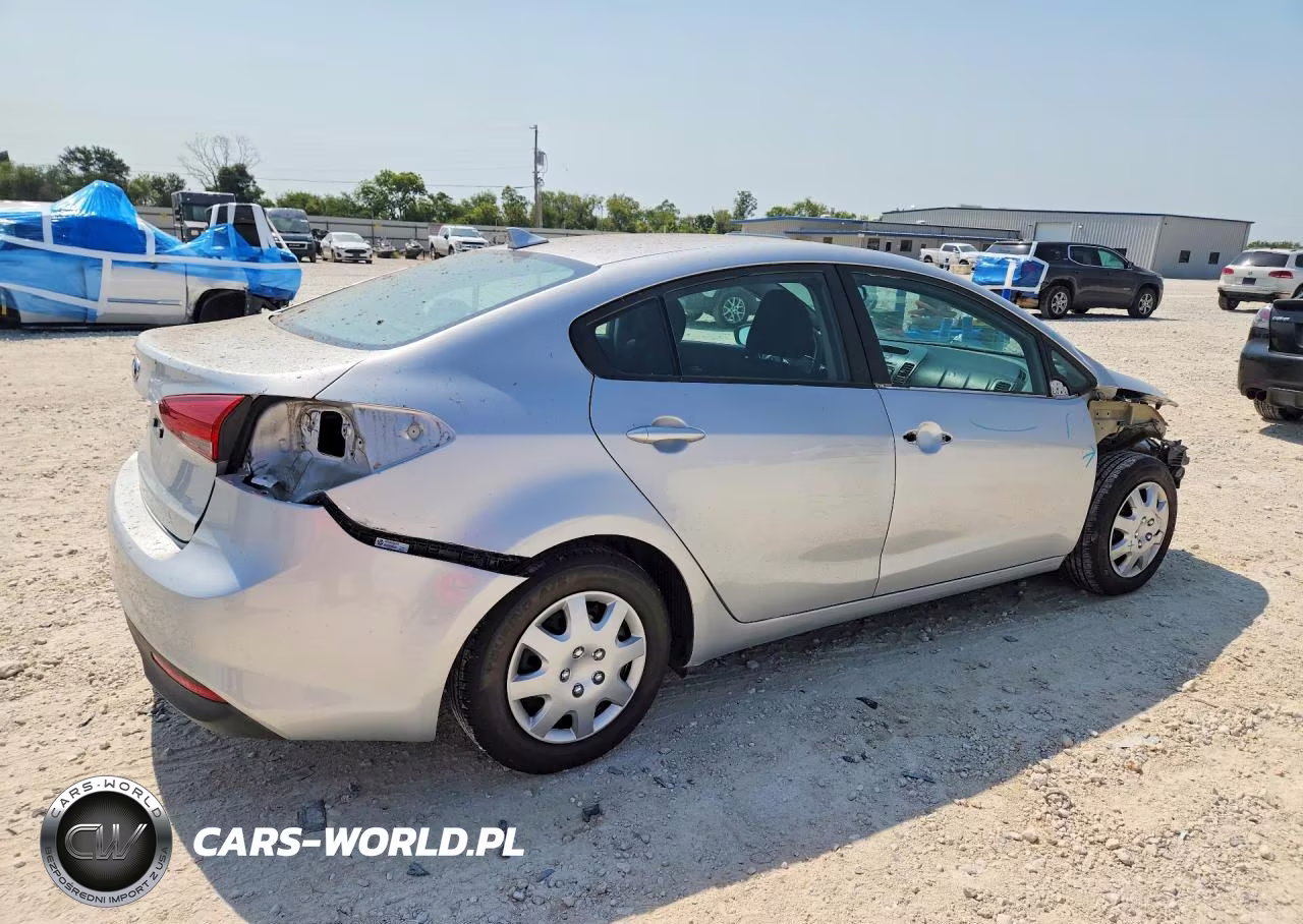 2017 Kia Forte Lx VIN:3KPFK4A73HE047422 - 3