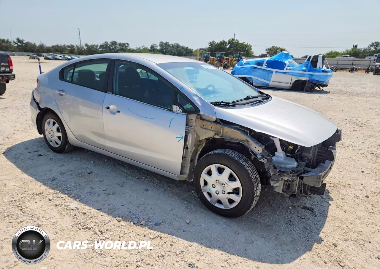 2017 Kia Forte Lx VIN:3KPFK4A73HE047422 - 4
