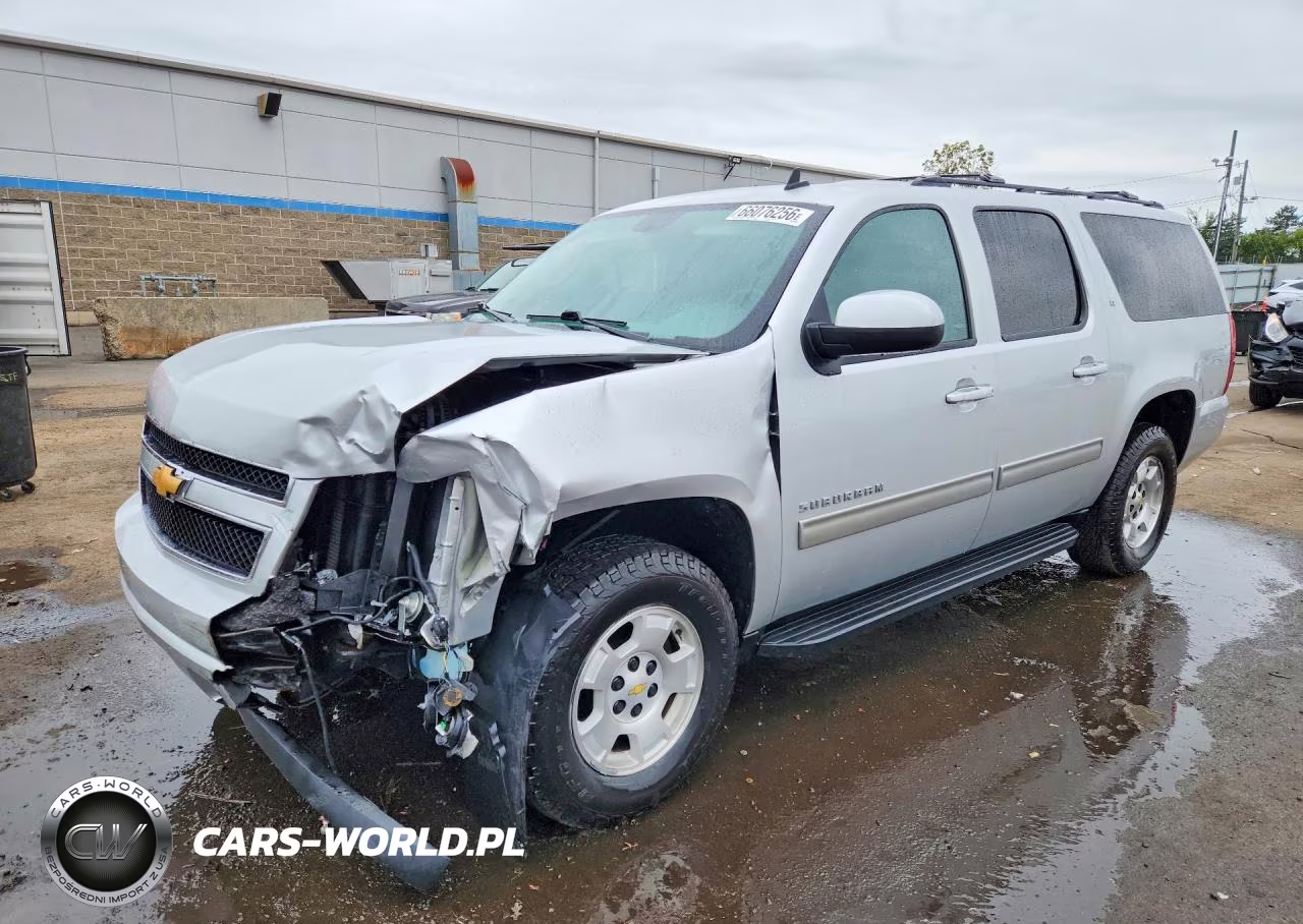 2014 Chevrolet Suburban C1500 Lt