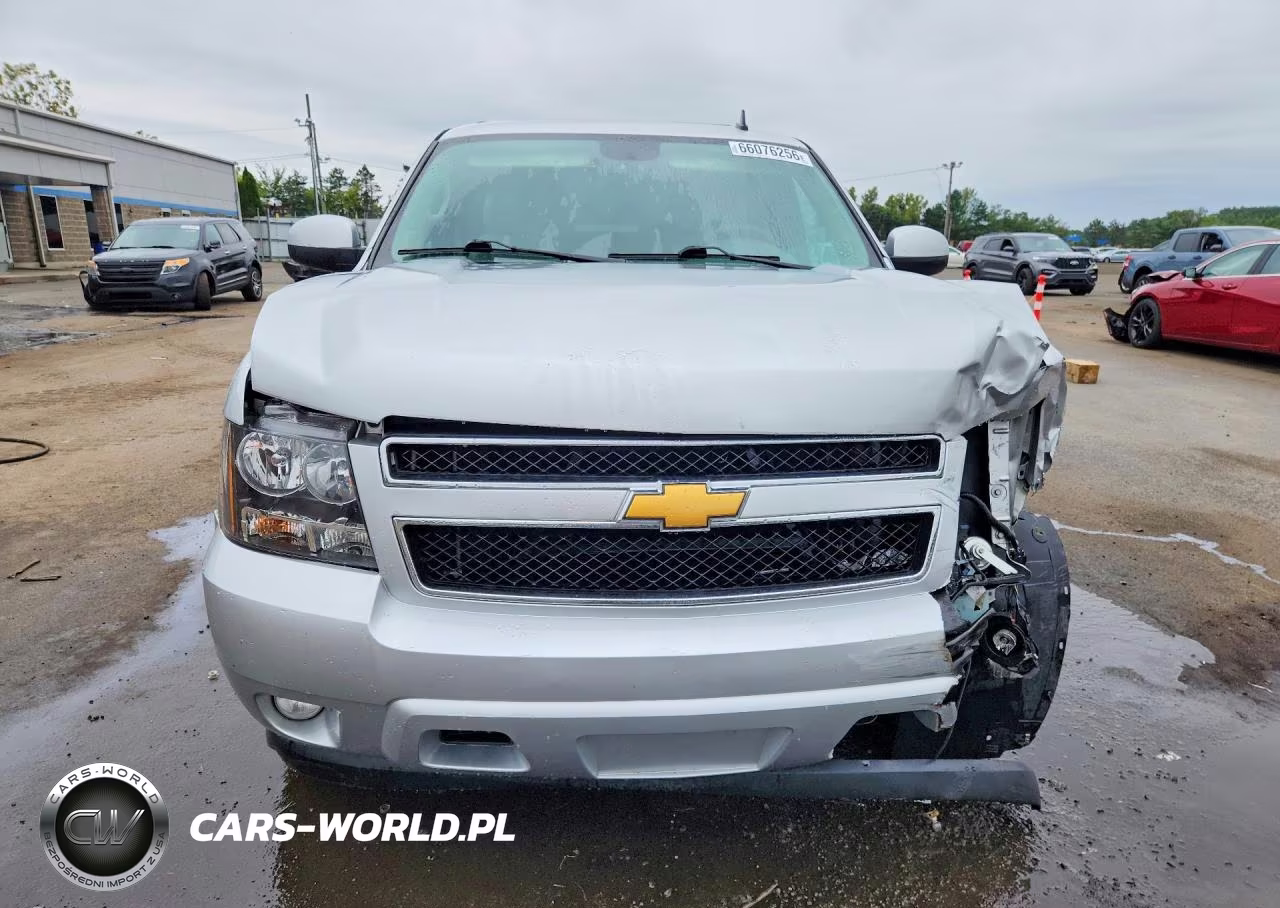 2014 Chevrolet Suburban C1500 Lt VIN:1GNSCJE06ER197569 - 5