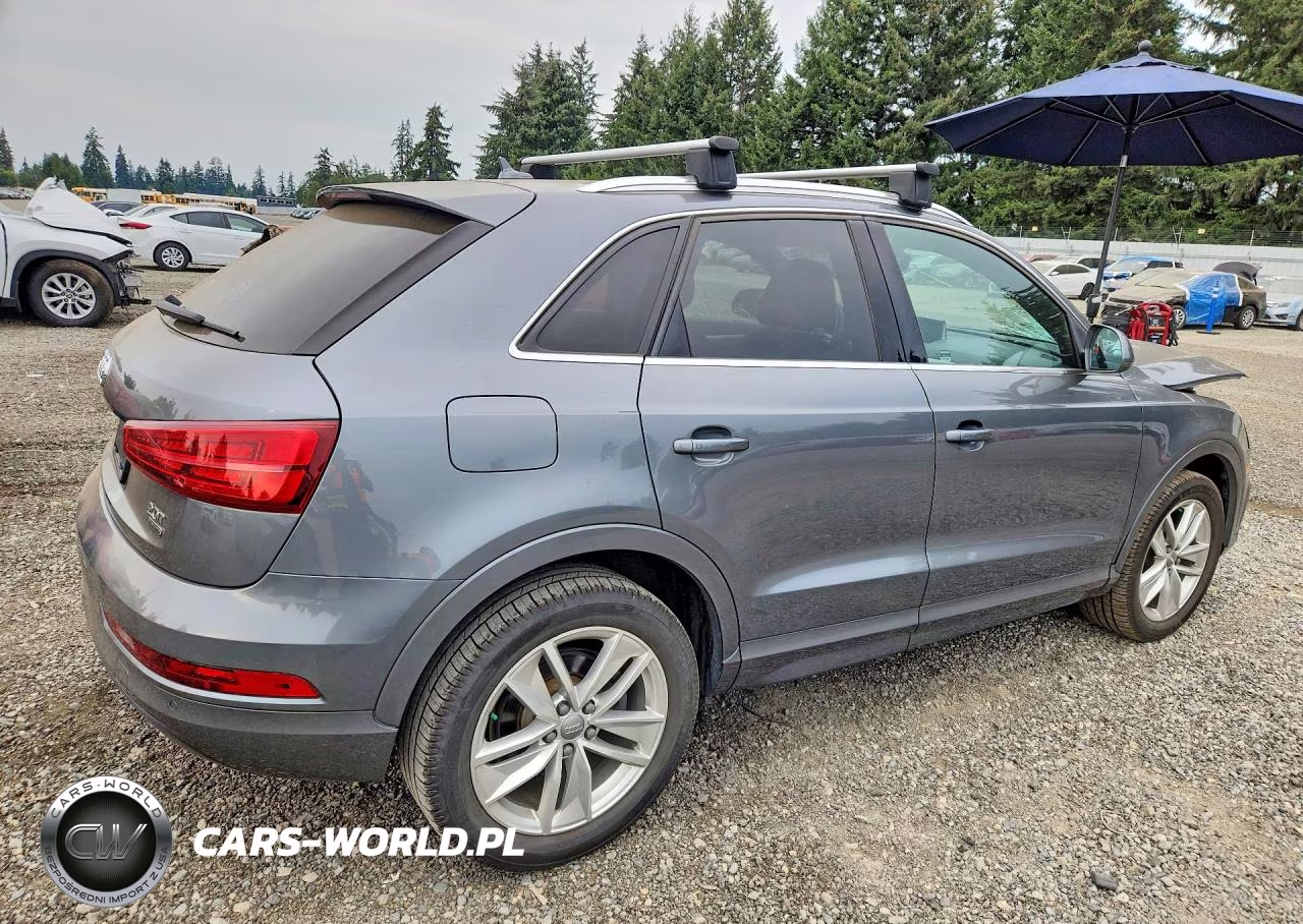 2016 Audi Q3 Premium Plus VIN:WA1EFCFS0GR020327 - 3