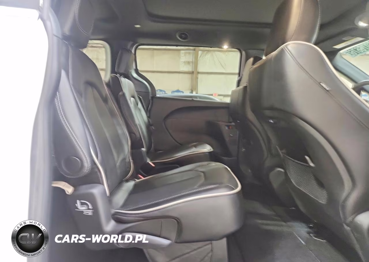 2026 Chrysler Pacifica Limited VIN:2C4RC1GG1TR276690 - 11