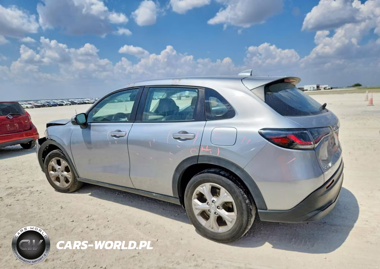 2024 Honda Hr-V Lx VIN:3CZRZ2H31RM727742 - 2