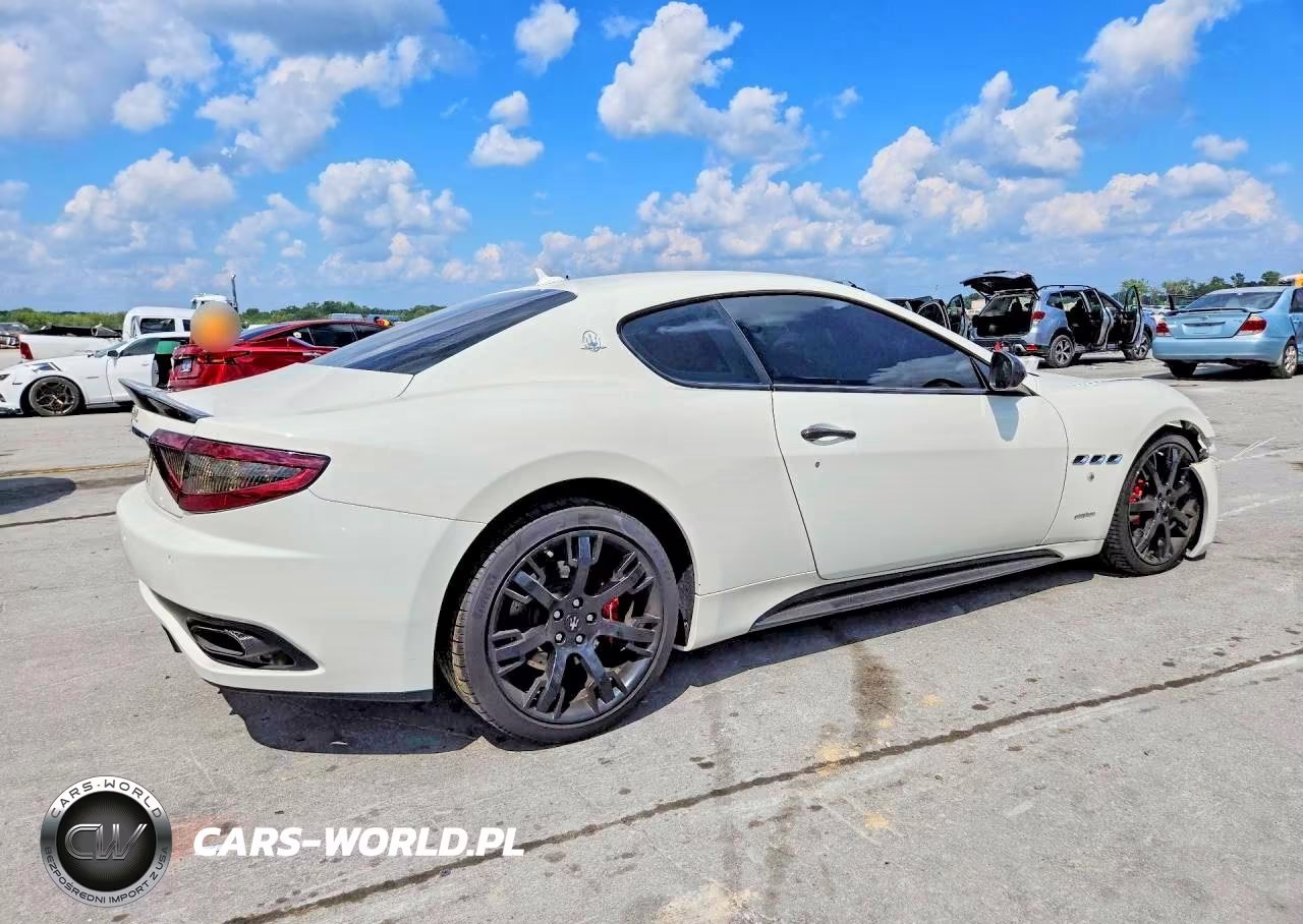 2014 Maserati Granturismo S VIN:ZAM45VLA8E0075360 - 3