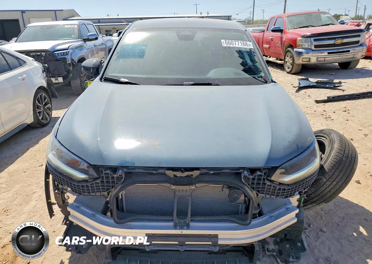 2026 Honda Hr-V Sport VIN:3CZRZ1H52TM735643 - 5